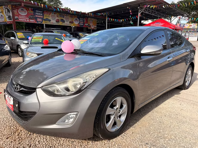 HYUNDAI AVANTE GDI-2014-AUTOMATICO-SHIFT TRONIC-6.775.000