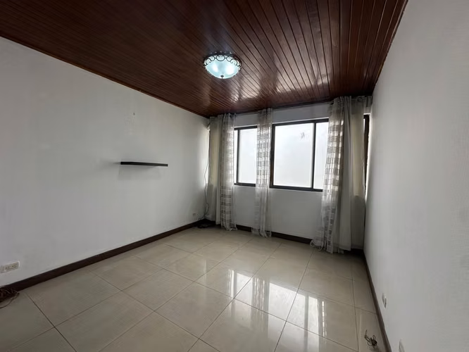 VENTA DE CASA PARA INVERSION EN ROHRMOSER CON USO MIXTO