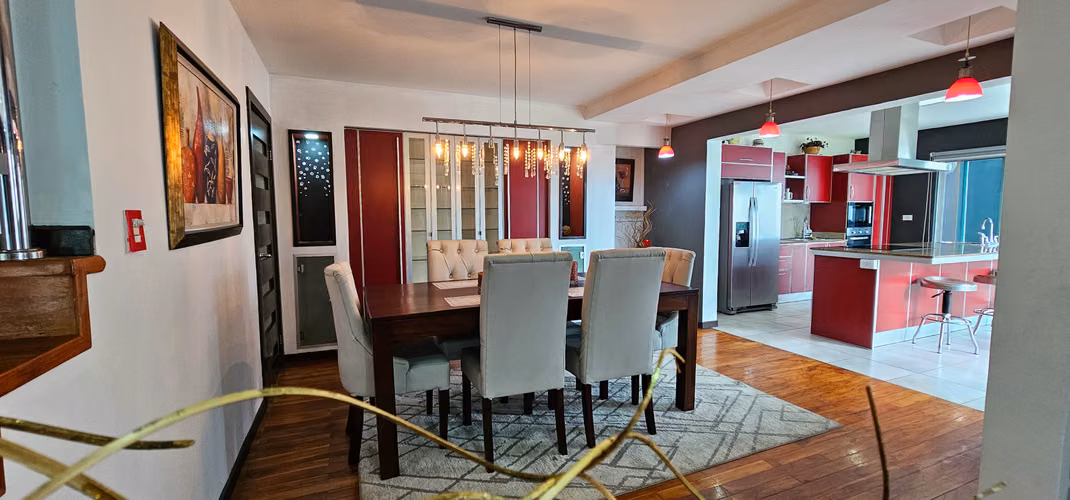 Se Vende Casa en Santa Ana, Pozos
