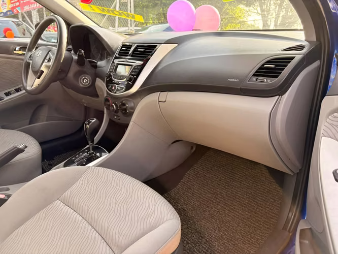 HYUNDAI ACCENT GLS-2013-AUTOMATICO-5.675.000