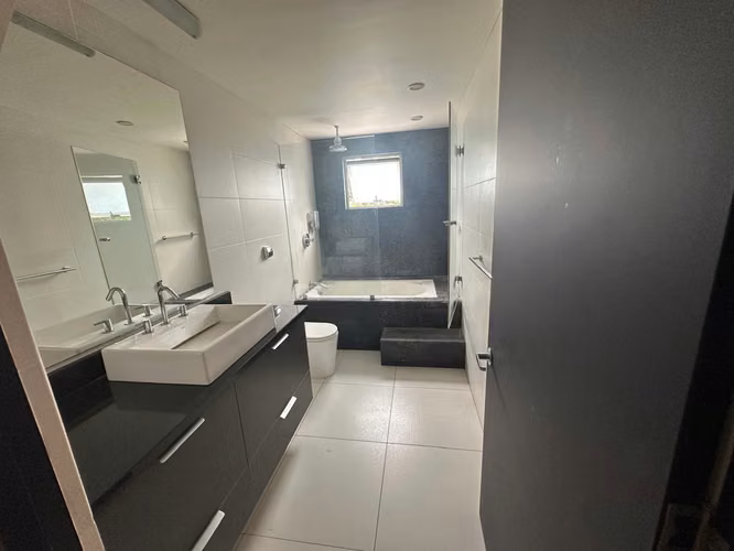 Venta de Casa en Condominio Paseo del Sol, Santa Ana - Imagen 8