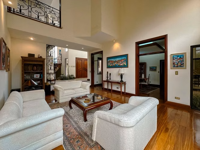 VENTA DE CASA EN VALLE DEL SOL CON VISTA AL GOLF - Imagen 4