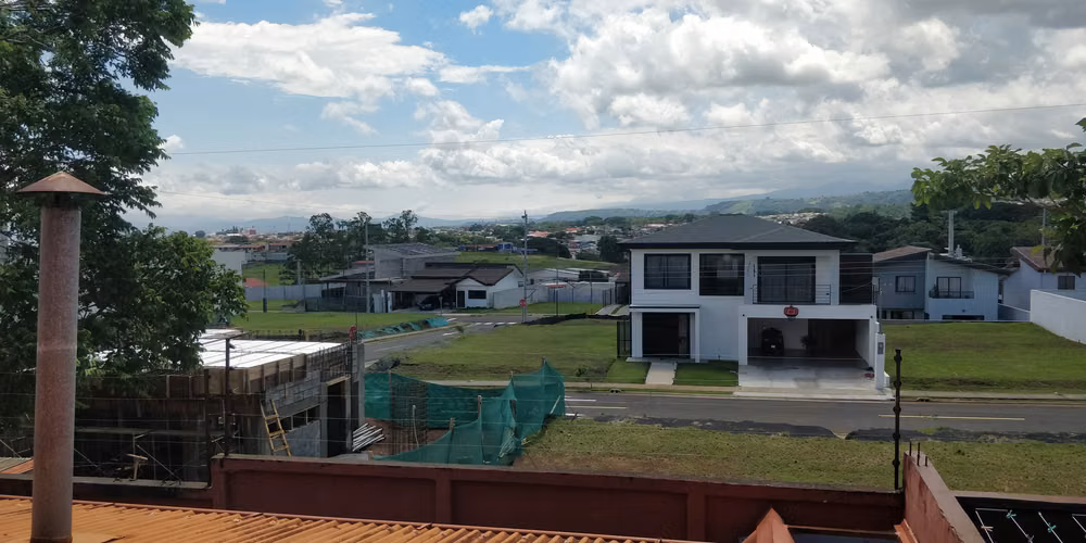 Comodidad y tranquilidad !!! linda CASA en Condominio