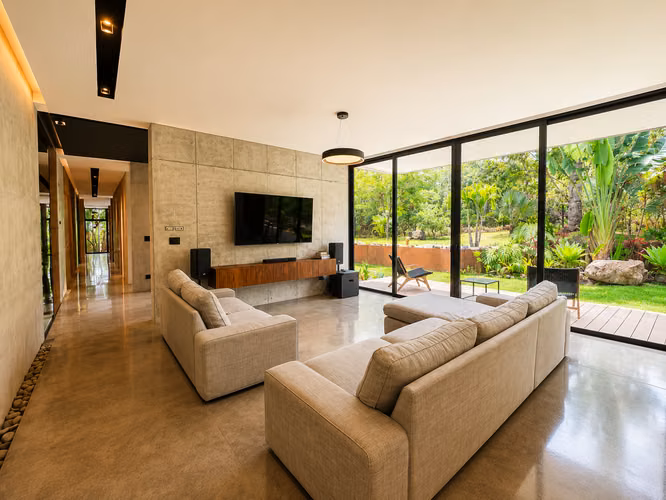 VENTA DE CASA EN SAN ANTONIO DE ESCAZÚ