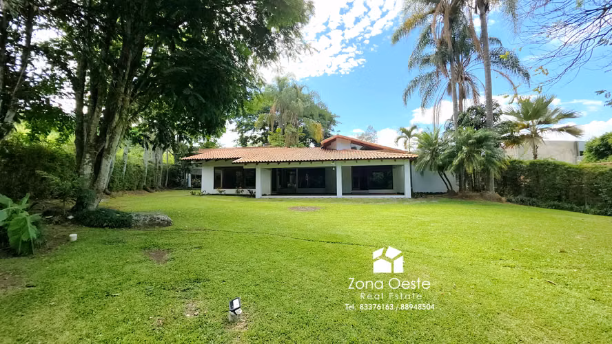 OPORTUNIDAD! Venta exclusiva casa en terreno de 2000m2, Jaboncillos Escazú - Imagen 17