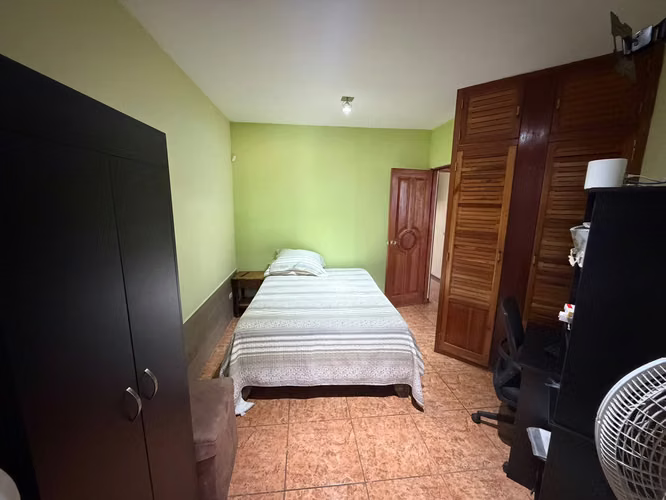 Casa a la Venta Carrizal de Alajuela