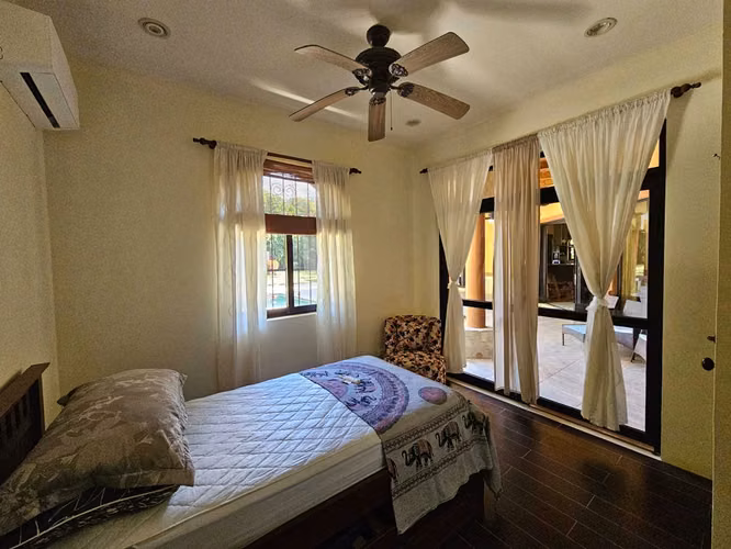 Villa Luna – Casa de 3 Dormitorios con Piscina en Playa Tambor, Península de Nicoya