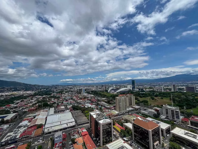 Venta de apartamento en Secrt Sabana piso 20