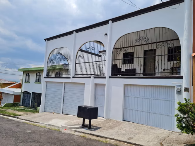 Apartamento Semi amoblado de 1 Habitación SIN PARQUEO en Rohrmoser - 03