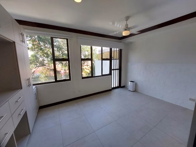 Apartamento Semi amoblado de 1 Habitación SIN PARQUEO en Rohrmoser - 03