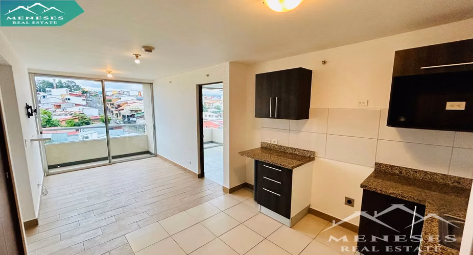 Alquiler Apartamento Ulloa Heredia Condominio Bellavista | Piso 11 Esquinero - Imagen 2