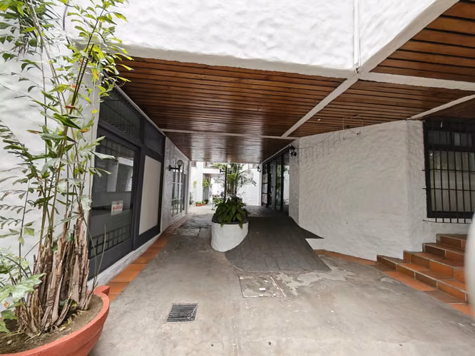 Alquiler de Local comercial en San Rafael de Escazú.