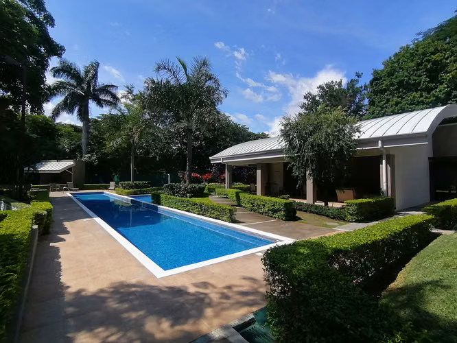 APARTAMENTO EN VENTA. SANTA ANA. CONDOMINIO. 2 HBTS/2 BNS( INVERSION) - Imagen 19