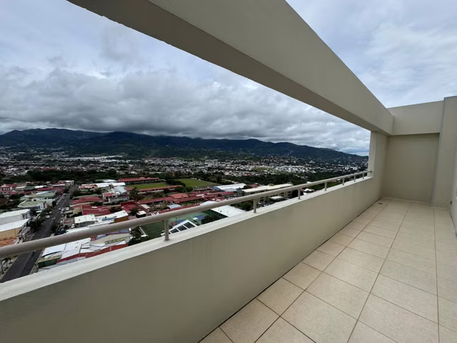 Alquiler de apartamento penthouse en la Sabana. Con línea blanca - Imagen 8