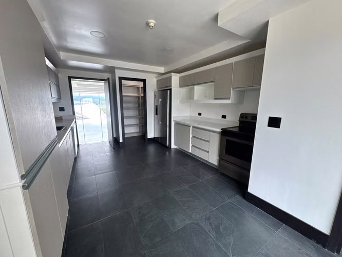 Alquiler de apartamento penthouse en la Sabana. Con línea blanca - Imagen 6