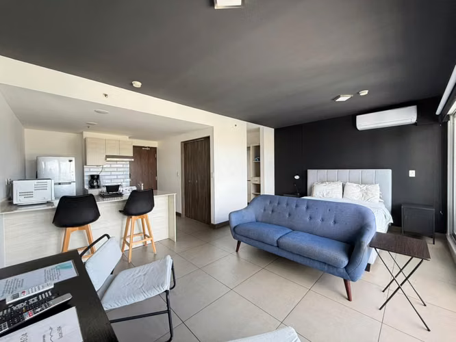 SE ALQUILA APARTAMENTO CON VISTA IMPRESIONANTE AMUEBLADO TIPO ESTUDIO