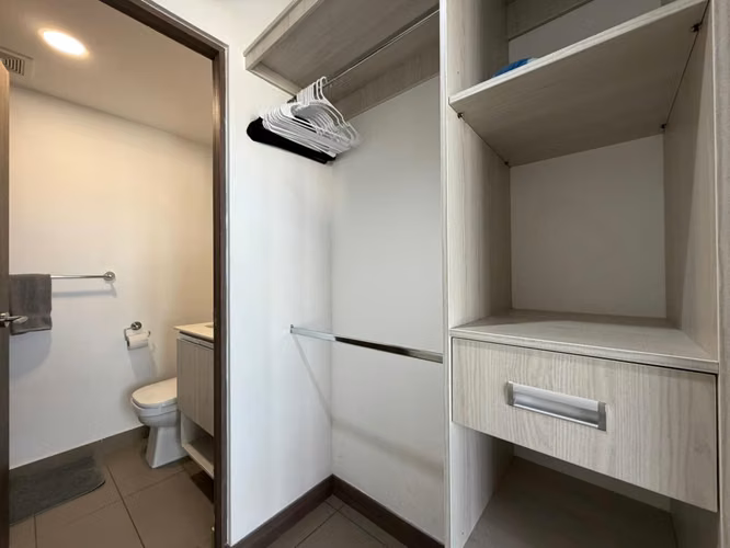SE ALQUILA APARTAMENTO CON VISTA IMPRESIONANTE AMUEBLADO TIPO ESTUDIO