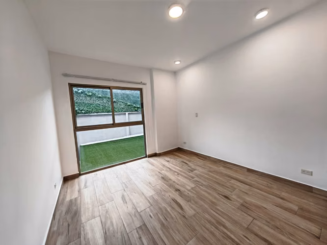 Alquiler de apartamento en Rohrmoser, excelente lugar!