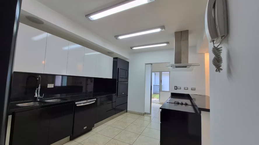Venta de casa en condominio 3 habitaciones - Santa Ana Piedades RZ