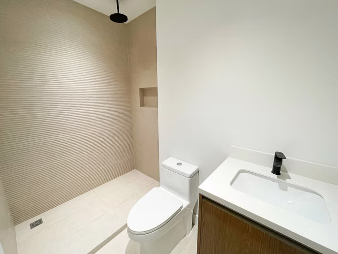 Alquiler de apartamento nuevo en Rohrmoser Nunciatura