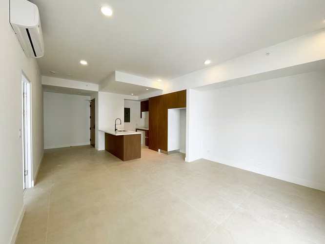 Alquiler de apartamento nuevo en Rohrmoser Nunciatura