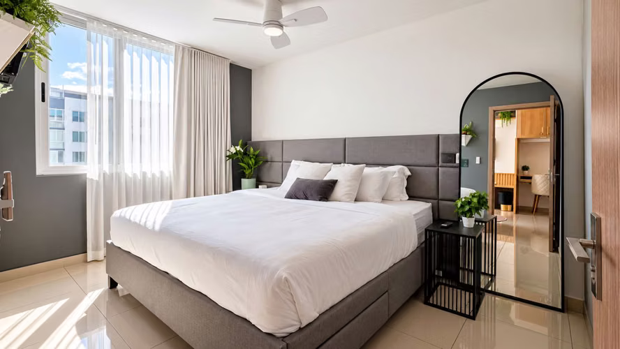 Venta de apartamento en piso #12, Full Amueblado, Tibas, Condominio Bambú Rivera