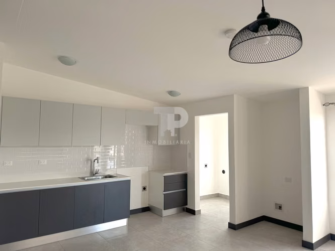 Apartamento en San Francisco de Heredia. JRC450