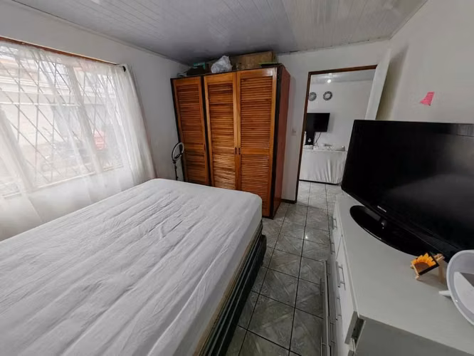 Venta de local comercial y cuatro apartamentos en San Isidro de Coronado - Imagen 11