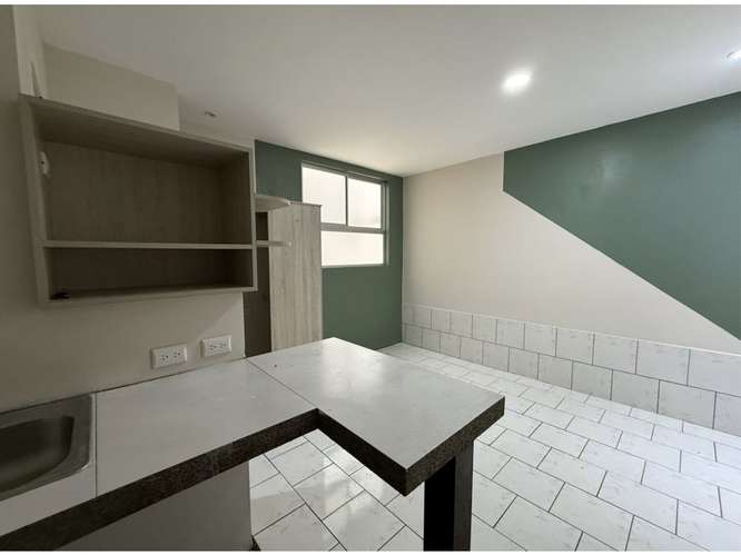 Se alquila apartamento tipo estudio en Vargas Araya (San Pedro)