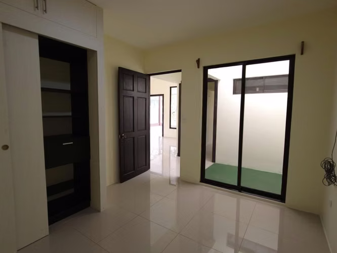 Venta de Casa en San Rafael de Heredia.