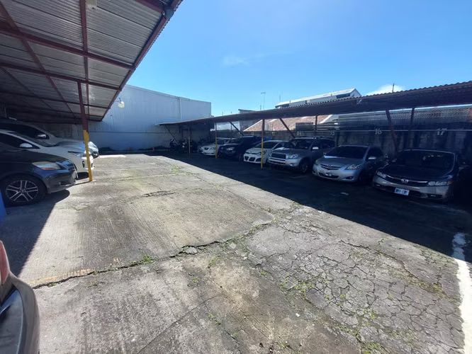 Venta de Edificio de 3 PISOS en Catedral-San José. - Imagen 14