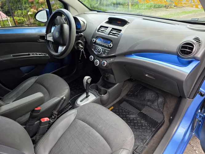 Chevrolet Spark 2013 automático