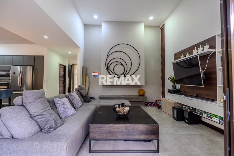 Casa en Venta Santo Domingo Heredia