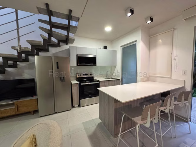 Venta de Casa en Montes de Oca-San Rafael. 27-178