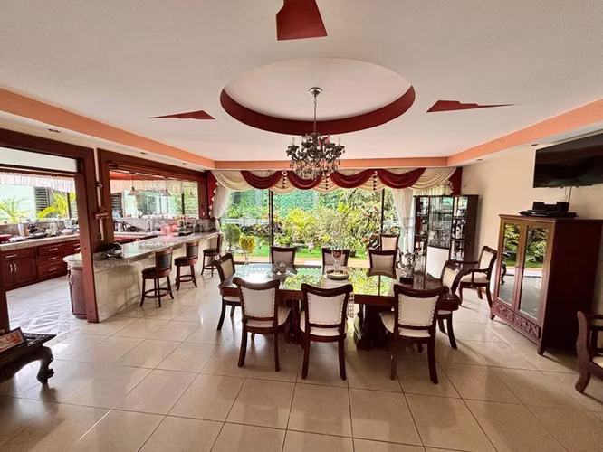 Venta de PROPIEDAD en San Isidro de Heredia. 27-200