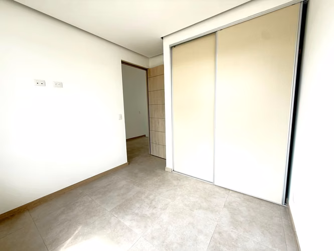 Alquiler de hermosa casa nueva en Condominio en Santo Domingo Heredia