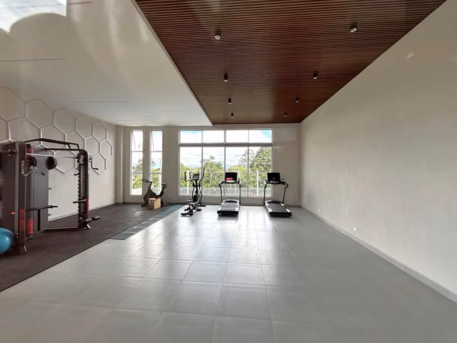 Alquiler de hermosa casa nueva en Condominio en Santo Domingo Heredia