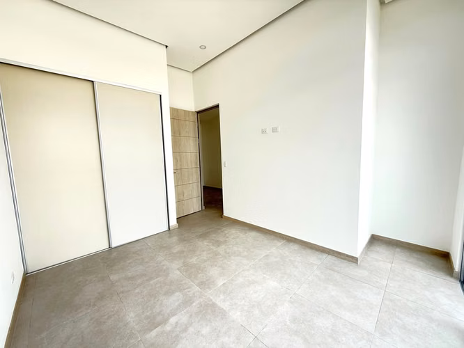 Alquiler de hermosa casa nueva en Condominio en Santo Domingo Heredia