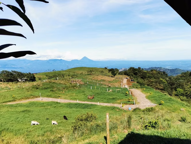 5,000 m² Country Estate Lots with Arenal Volcano Views, Less Than 8 km from Downtown Ciudad Quesada