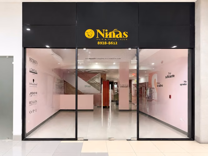  LOCAL COMERCIAL EN ALQUILER – MALL ZONA CENTRO