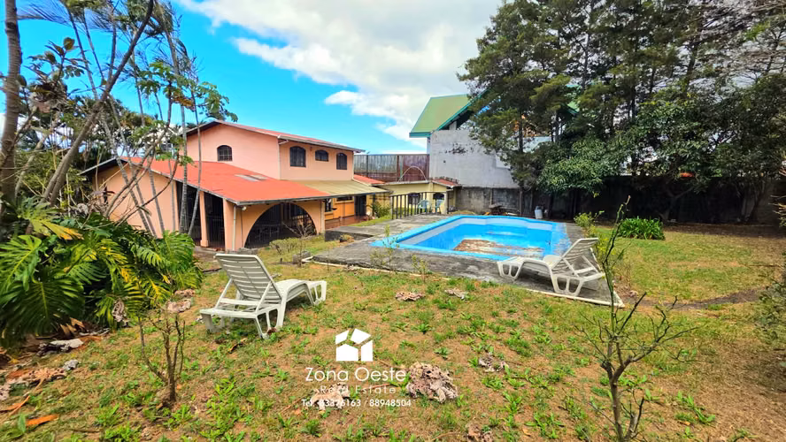 Venta propiedad ideal para desarrollar, uso de suelo comercial, Escazú, 1747m2