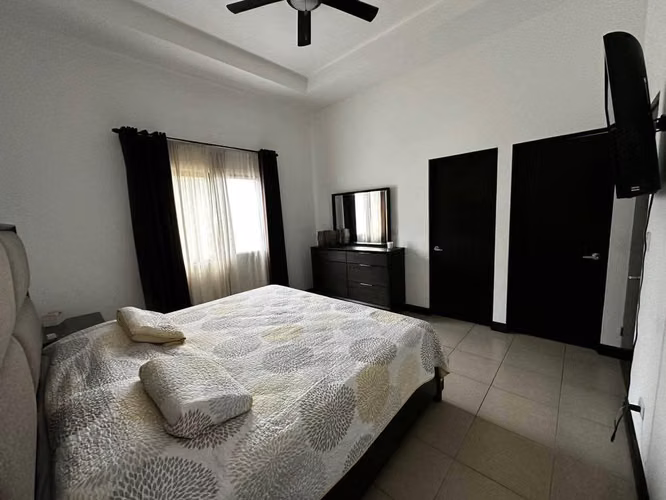 Hermosa Casa en Venta en Condominio Santa Ana Hills - Casa con Excelente ubicación - Imagen 11