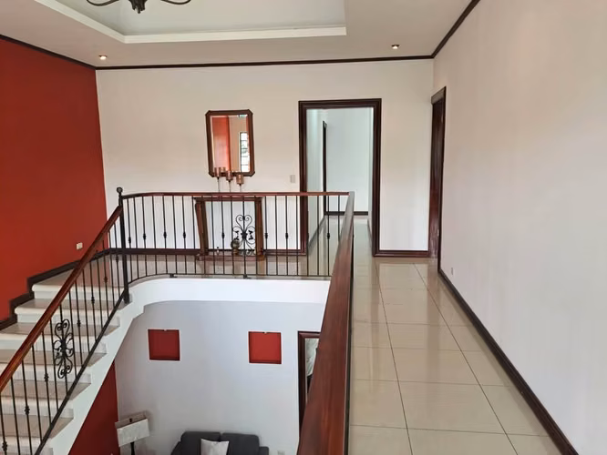 VENDO CASA EN HATILLO-SAN JOSÉ. - Imagen 11