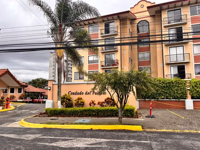 SE VENDE APARTAMENTO CONDADO DEL PALACIO LA URUCA esh