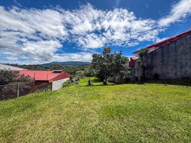 Venta de lote Con Espectacular Vista Al Volcán Barva - Imagen 8
