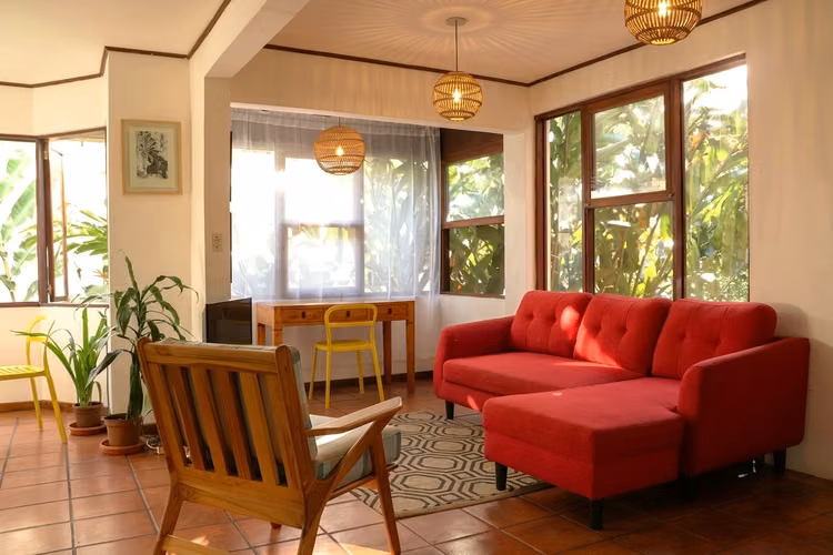 Un refugio acogedor entre jardines: apartamento amueblado en alquiler en Escazú (ref : 21)