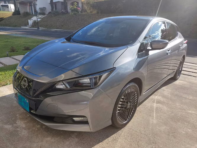 Nissan Leaf 2024 100% eléctrico en perfectas condiciones - Imagen 3