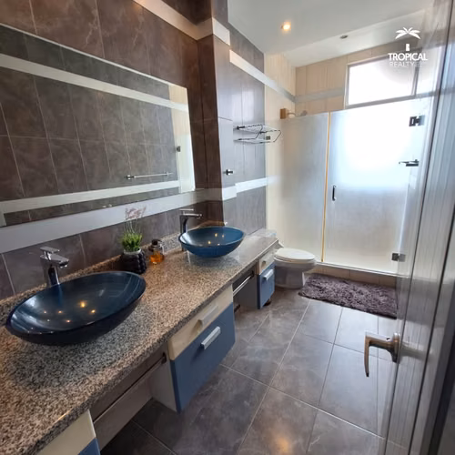 Apartamento Amueblado de Lujo en Alquiler | San Rafael, Escazú - Imagen 7