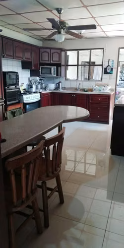 Alquiler casa tibas