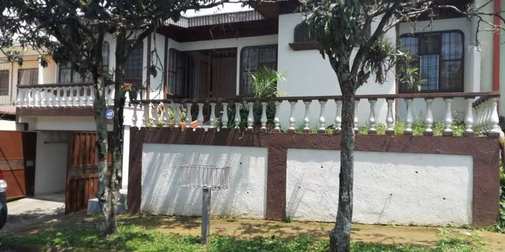 Alquiler casa tibas
